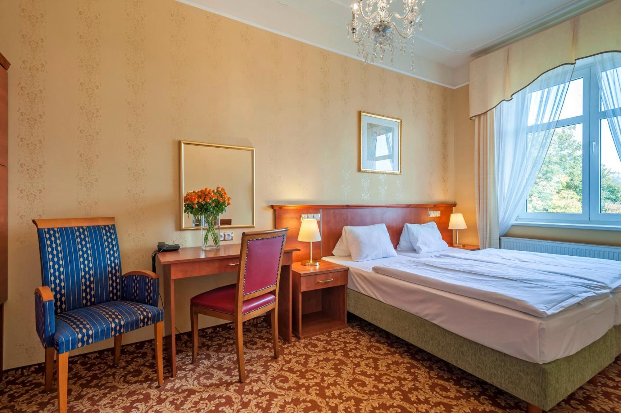 Spa Resort Pawlik-Aquaforum Františkovy Lázně Eksteriør bilde