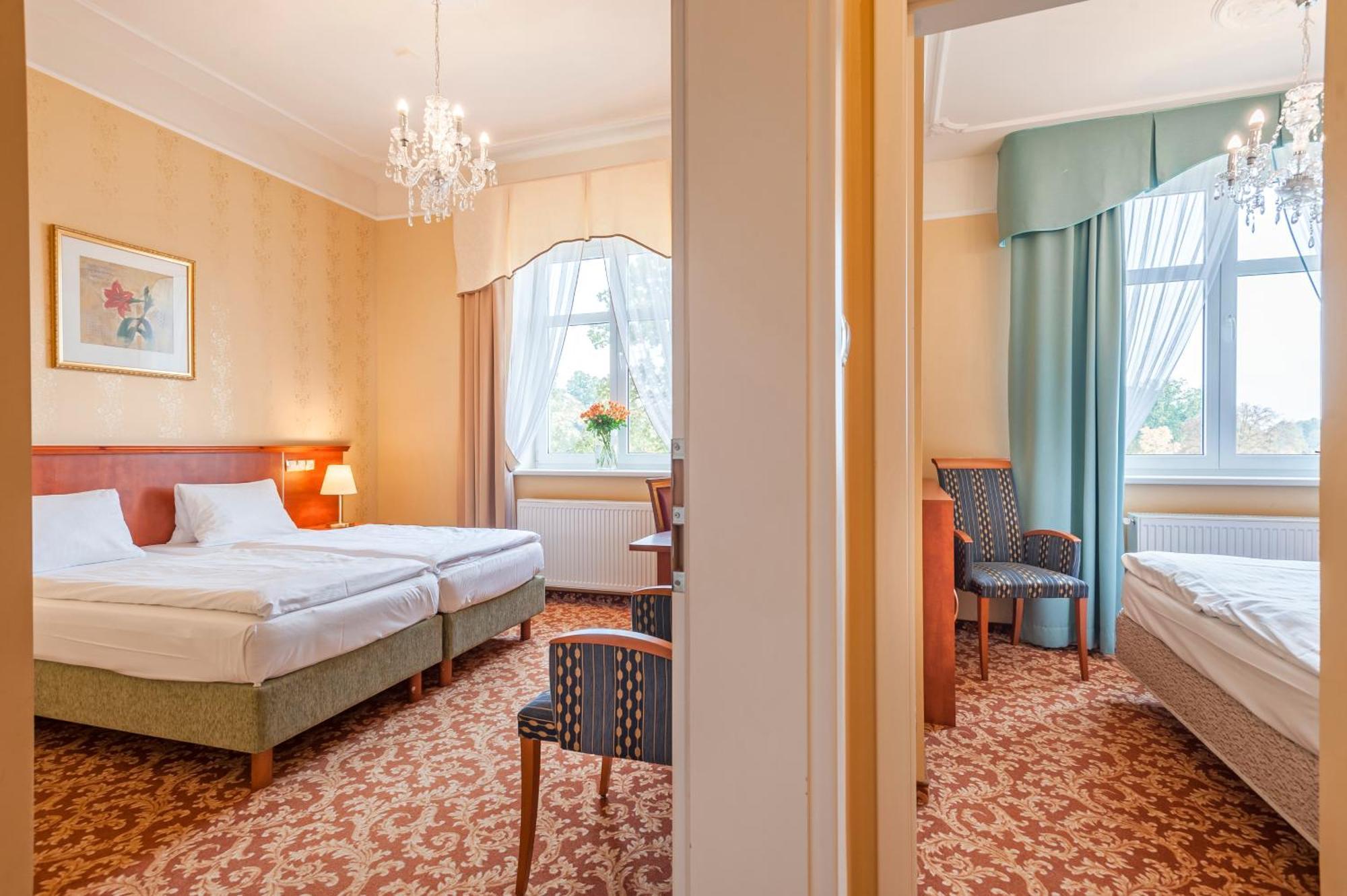 Spa Resort Pawlik-Aquaforum Františkovy Lázně Eksteriør bilde