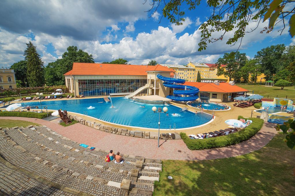 Spa Resort Pawlik-Aquaforum Františkovy Lázně Eksteriør bilde