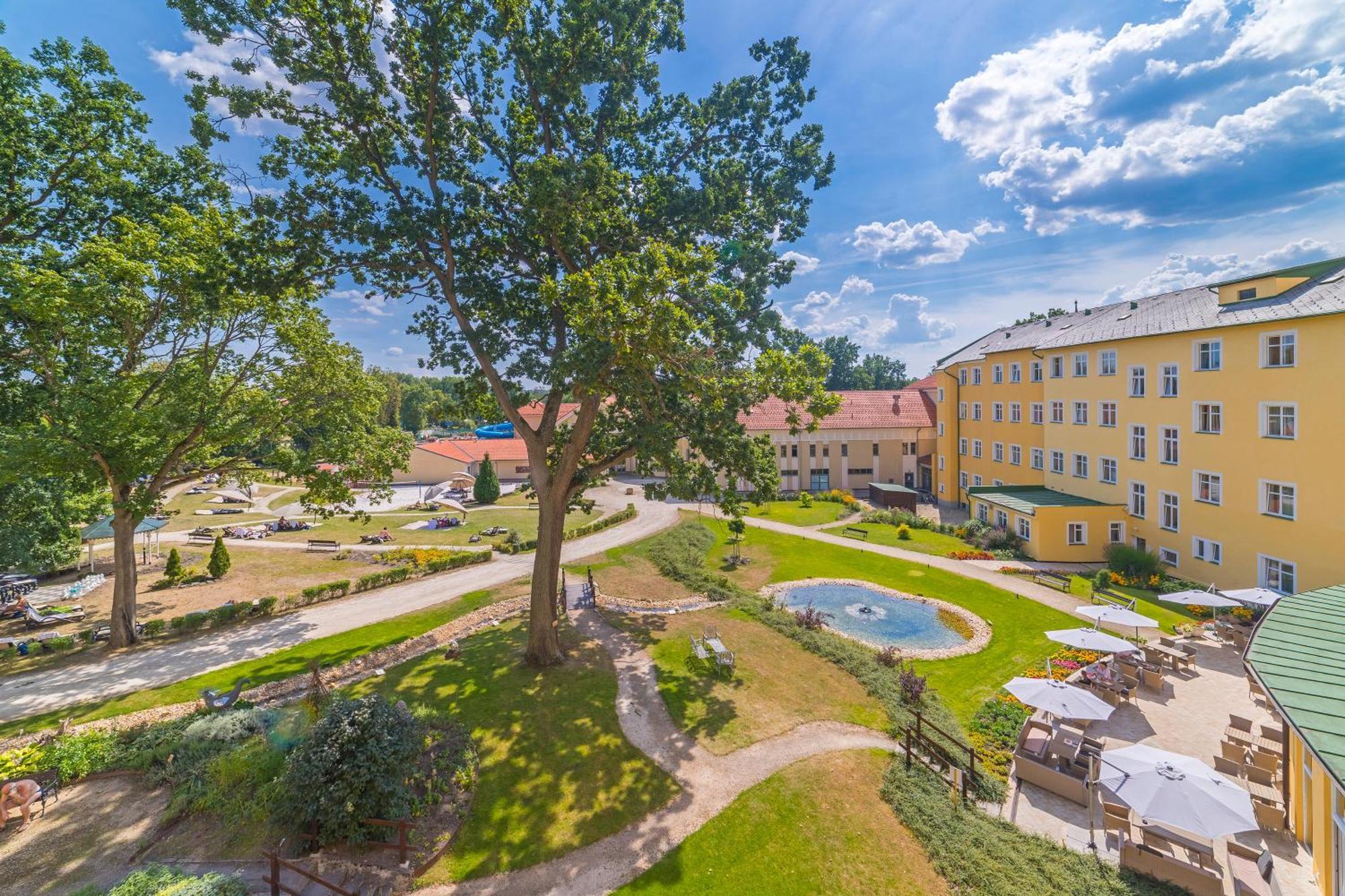 Spa Resort Pawlik-Aquaforum Františkovy Lázně Eksteriør bilde