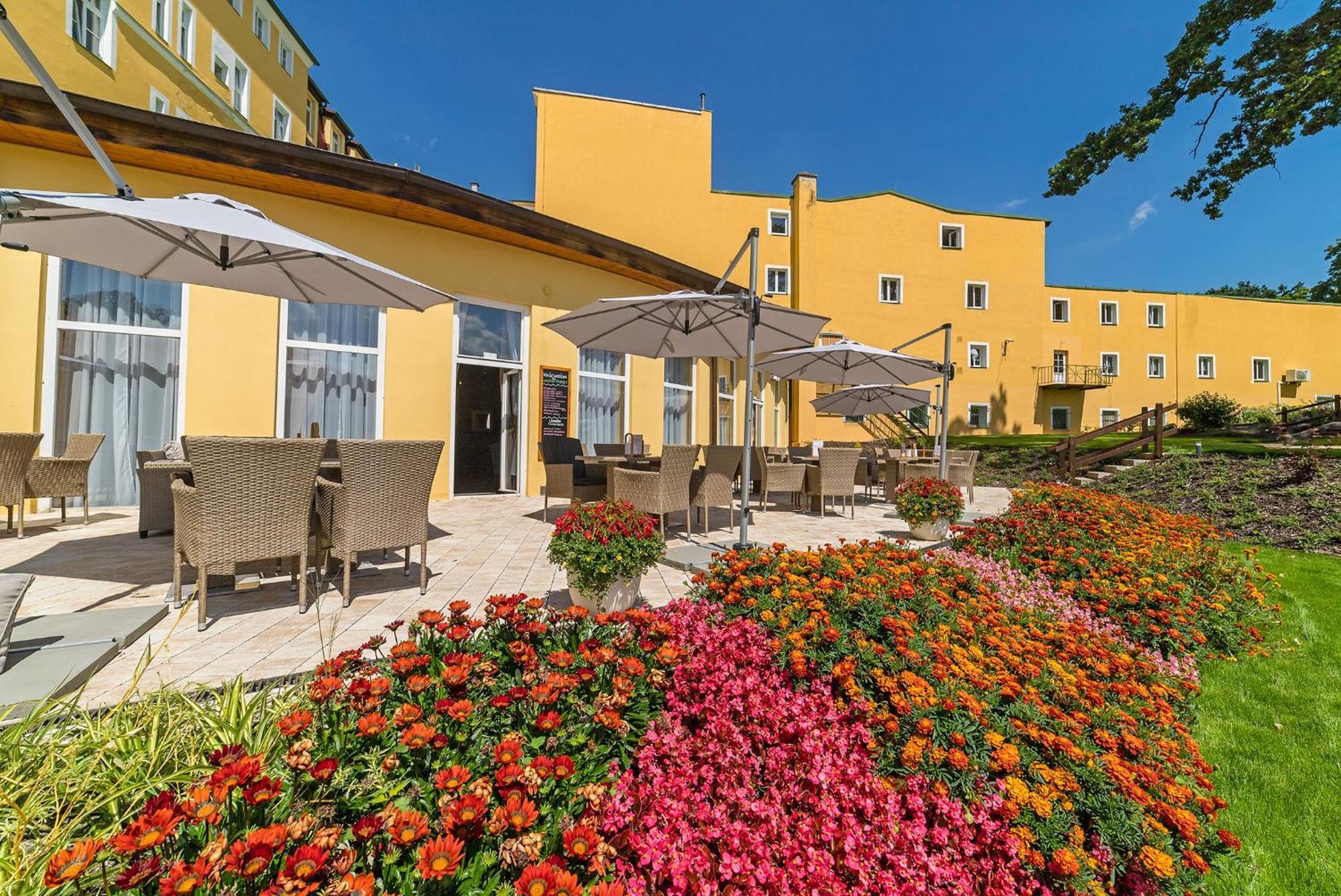 Spa Resort Pawlik-Aquaforum Františkovy Lázně Eksteriør bilde