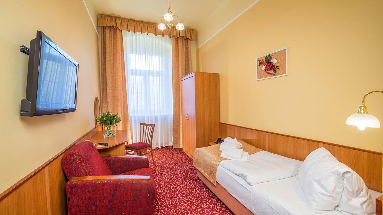 Spa Resort Pawlik-Aquaforum Františkovy Lázně Rom bilde