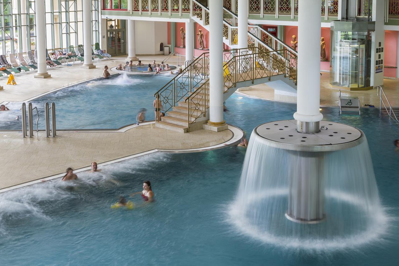 Spa Resort Pawlik-Aquaforum Františkovy Lázně Eksteriør bilde