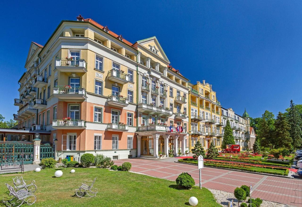 Spa Resort Pawlik-Aquaforum Františkovy Lázně Eksteriør bilde